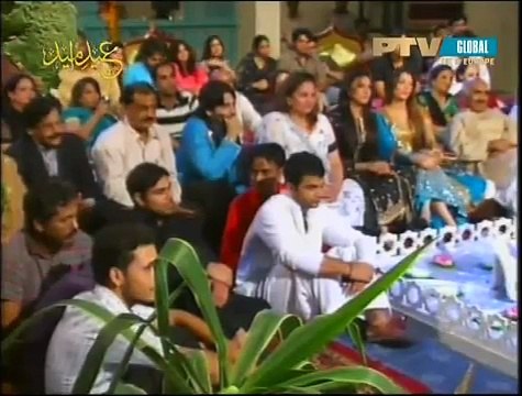 Punjabi song by Arif Lohar and Sanam Marvi(Virsa heritage PTV Live)- Main dadhi kohji -
