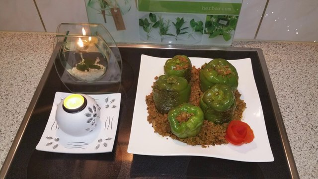 Keema Bhari Shimla Mirch قیمہ بھری شملہ مرچ / Cook With Saima