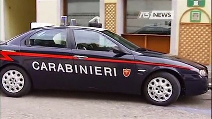 GETTA BIMBA NEI RIFIUTI, PAESE SOTTO CHOC