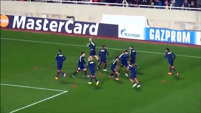 ΑΠΟΕΛ-Μπαρτσελόνα-προθέρμανση Μπαρτσελόνα