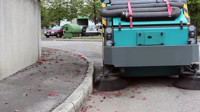 LPG-DİZEL-ELEKTRİKLİ TAM ENDÜSTRİYEL SÜPÜRME-DURASWEEP