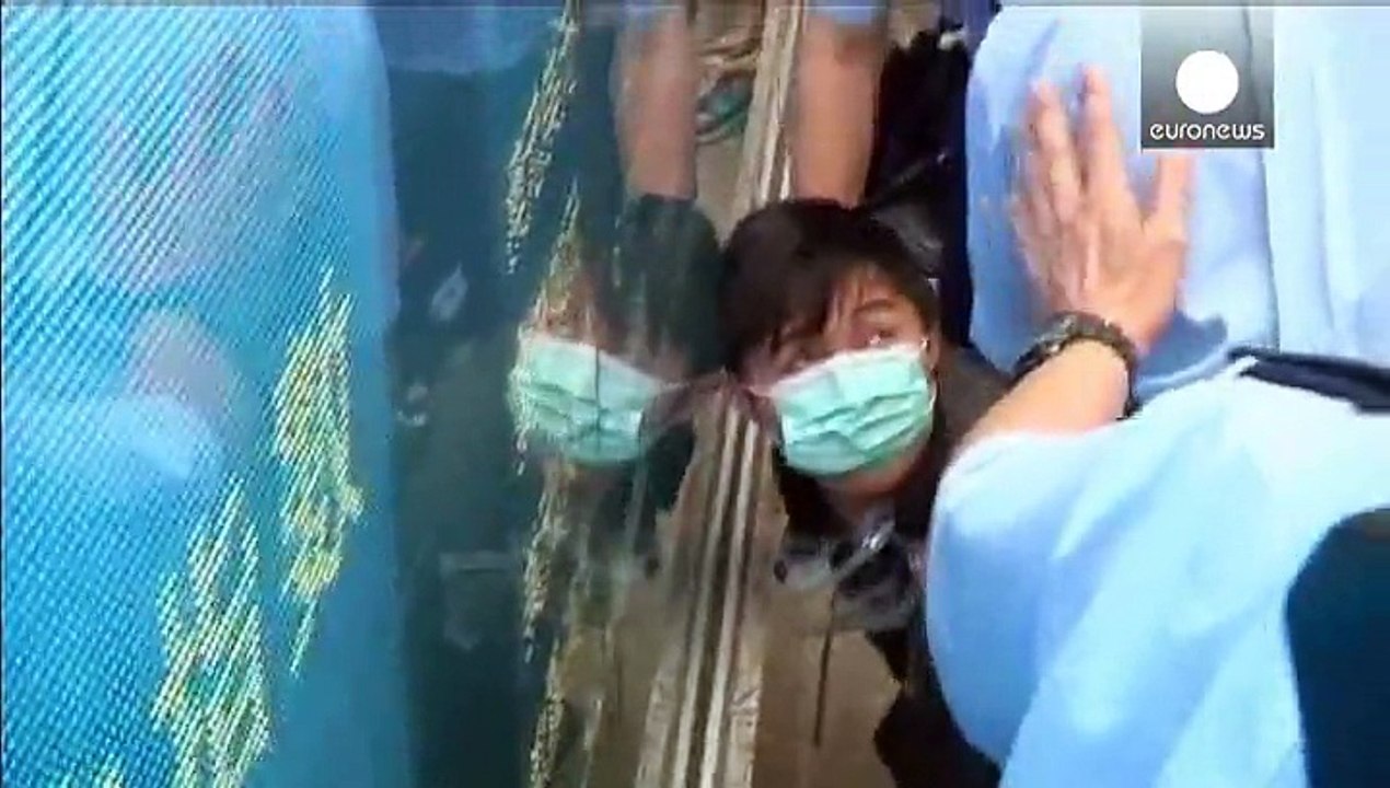 دو تن از رهبران معترضان در هنگ کنگ بازداشت شدند