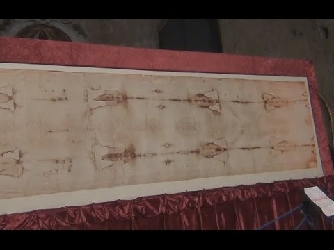 Aversa (CE) - Ostensione della Sacra Sindone (24.11.14)