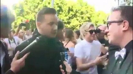 One Direction - ARIAs Red Carpet Interview (2014)