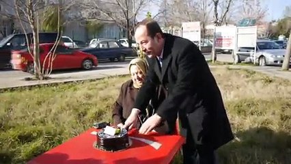 Kıymet teyze zaferini davulla zurnayla kutladı