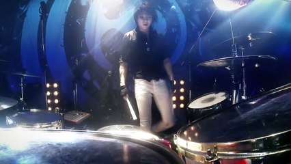 Crossfaith - Tatsuya Amano  Exclusive Extreme Drum Solo
