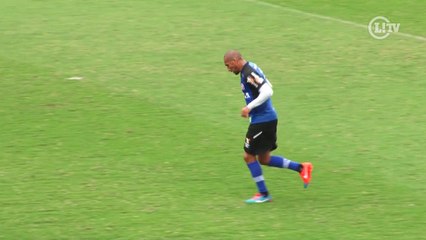 Guiñazú desencanta com golaço em treino e deixa Joel encantado