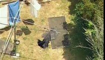 Une Australienne avalée par un trou en étendant du linge