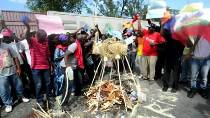 Haiti protesters demand president step down