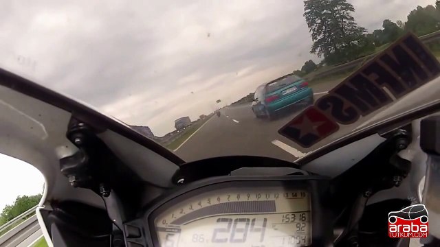 Honda CBR 1000RR vs RC51 - Araba Tutkum