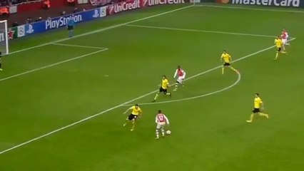 Alexis Sanchez Amazing Goal - Arsenal vs Borussia Dortmund 2-0 (UCL 2014)