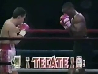 Julio Cesar Chavez vs Bruce Pearson  1992-10-31