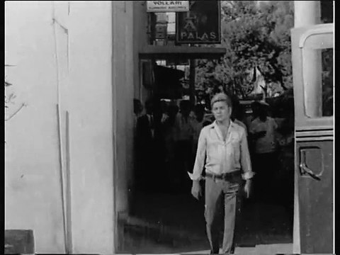 Dola Kollarını Sar Beni - Zeki Müren (Sema Özcan & Zeki Müren)