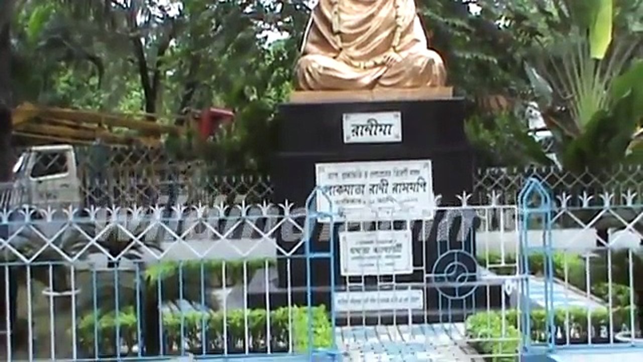 Rani Rashmoni statue at the Esplanade, Kolkata (1793—1861) by wildindiafilms