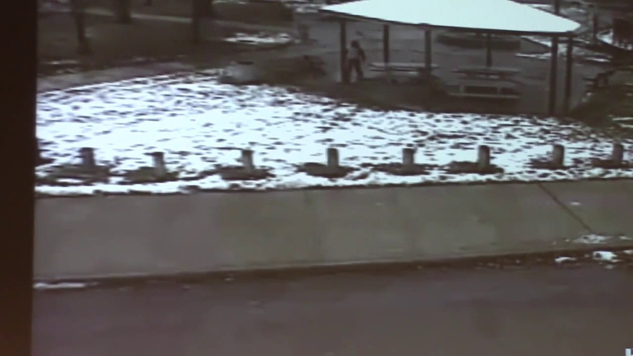 Cleveland cop shoot and killed 12-year-old kid using fake gun