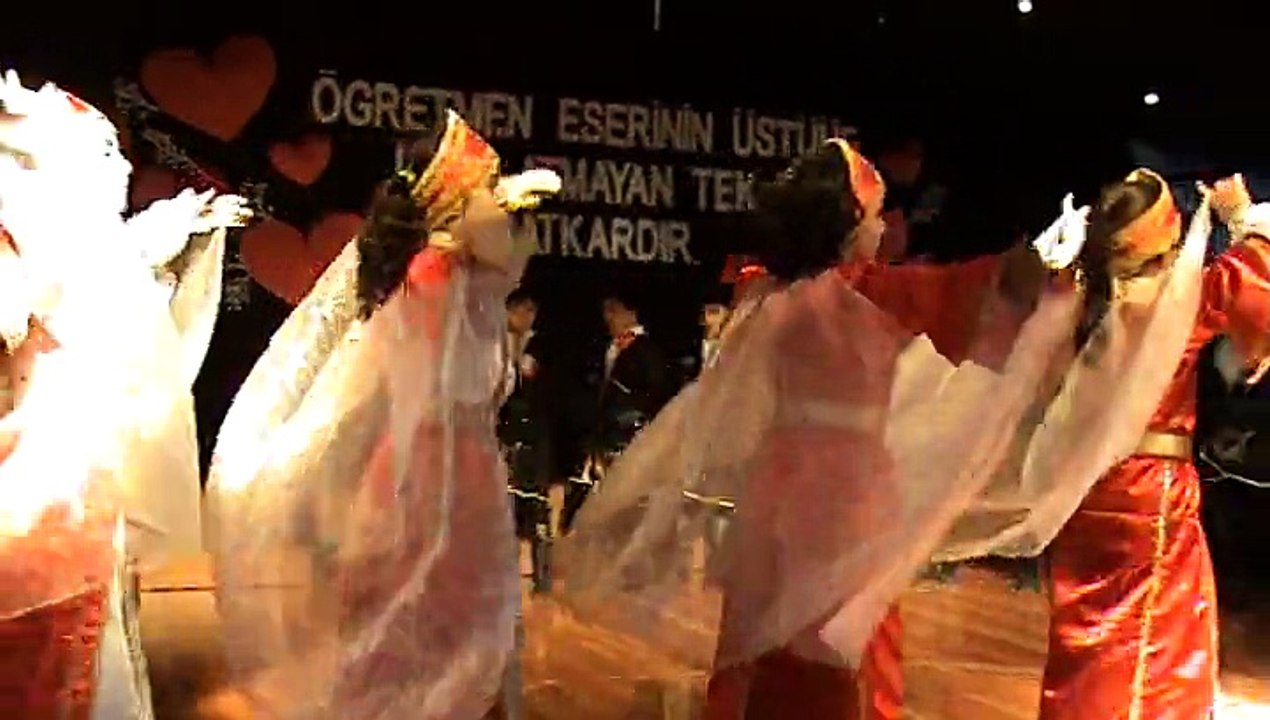 Özel Konya Sistem Koleji Kafkas Dansları" Şeyh Şamil" Sınıf 4/B Öğretmen Necip TURAN-Video A.Yılmaz UÇTU