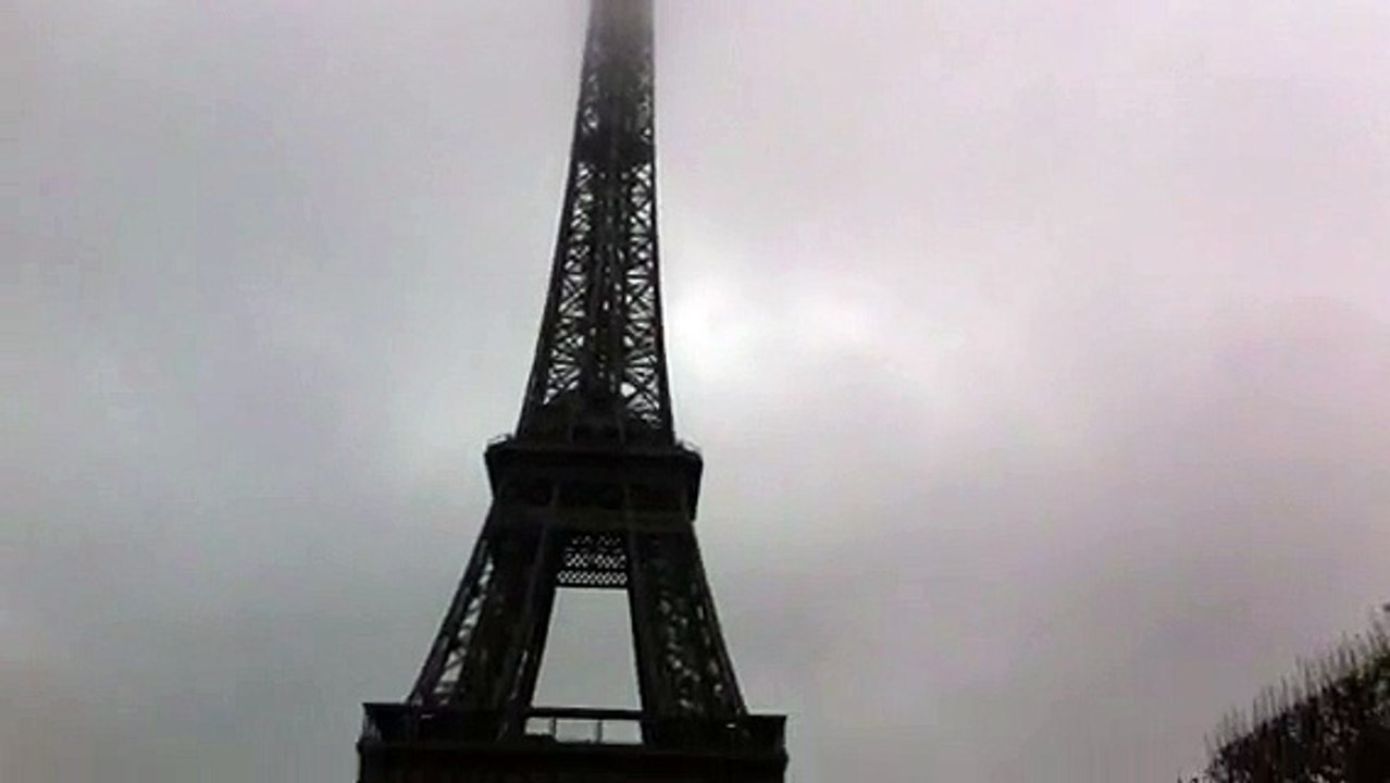 Les brebis montent à Paris suite aux attaques de loups