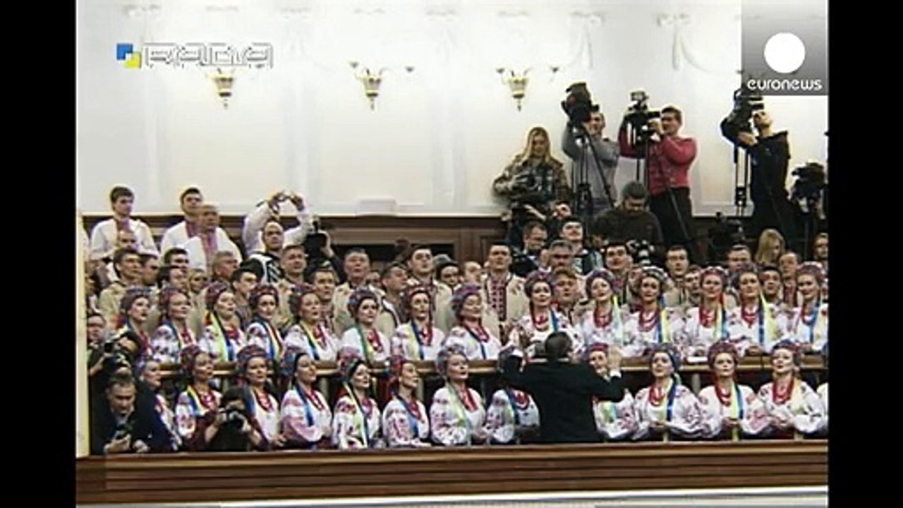 Ukraine's new pro-Western parliament holds first session