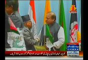 PM Nawaz Sharif Shakes Hands With Indian PM Modi, At Concluding Session Of SAAR Summit