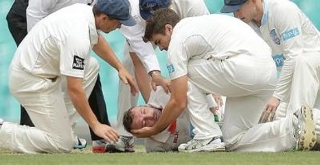 Kafasına Top İsabet Eden Kraket Yıldızı Yaşam Savaşını Kaybetti