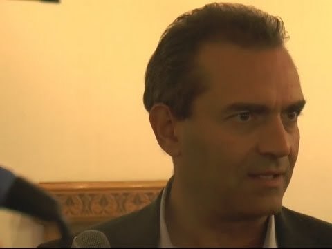 Napoli - Statuto Mostra d'Oltremare, parla De Magistris (26.11.14)