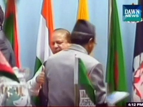Nawaz Sharif, Narendra Modi shake hands at SAARC