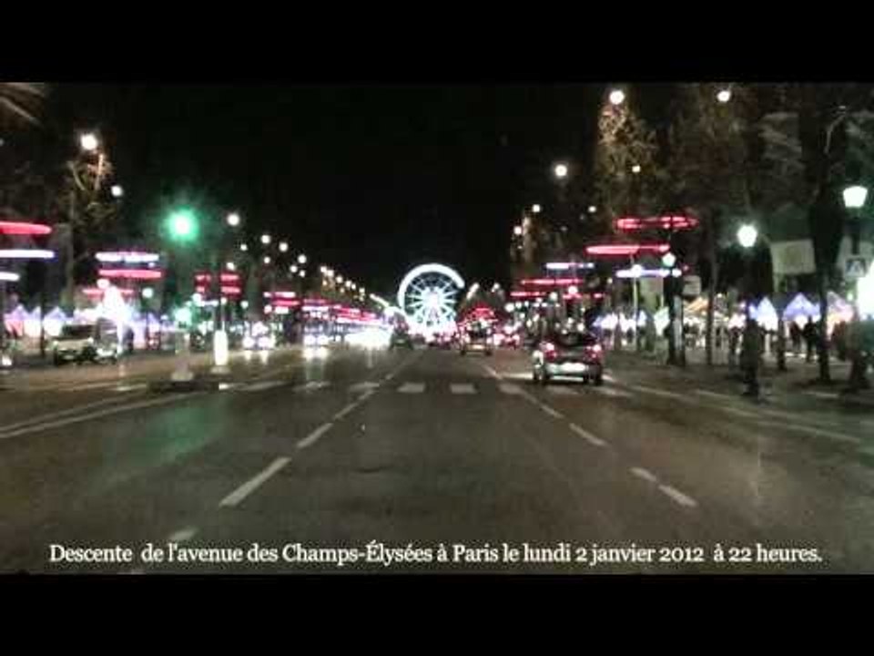 Descente des Champs Elysées, Paris (Nouvel an 2012)