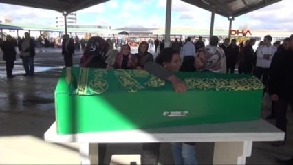 Soba Kurbanı Baba ile Oğlu Toprağa Verildi