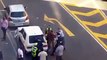 Des policiers sud-africains filmés en train de passer un homme à tabac