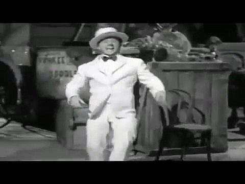 Mickey Rooney et Judy Garland dans Yankee Doodle Boy (1941)