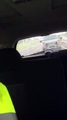 Quand le karma rattrape un conducteur agressif