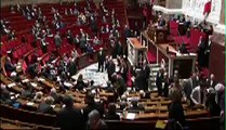 Égalité garçons-filles : Vincent Peillon répond au député Guy Geoffroy