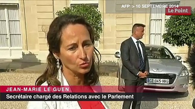 Le point politique: un lynchage politique, un retour et une liaison