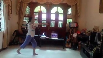 アナ雪 うしろから - from YouTube