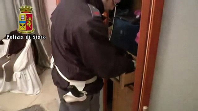 Vittoria (RG) - Due arresti per droga (27.11.14)