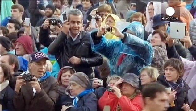 Папа Франциск молитиметься за мир у Туреччині