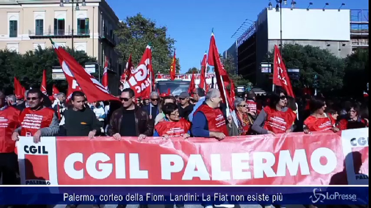 Palermo, corteo della Fiom. Landini: La Fiat non esiste più
