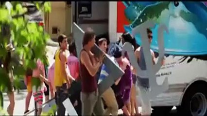 Kötü Komşular  - Fragman