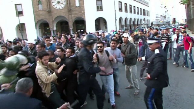 الأمن المغربي يفرق بالقوة تظاهرة ضد قانون مكافحة العنف الجامعي