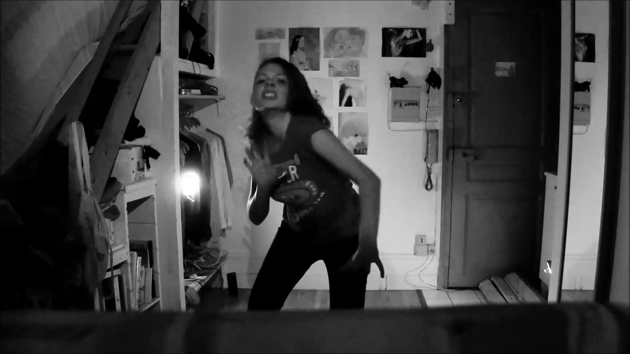 . Girl I Want 2 Eat U . Die Antwoord dance cover by Ludmillya Evanochka
