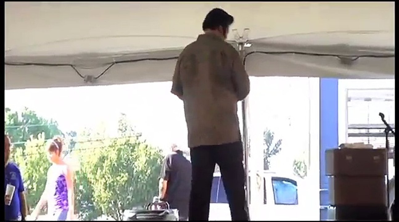 Joe Trites sings Forever My Darling at Elvis Week 2011 video