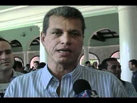 Marcos Cals vota nesta manhã