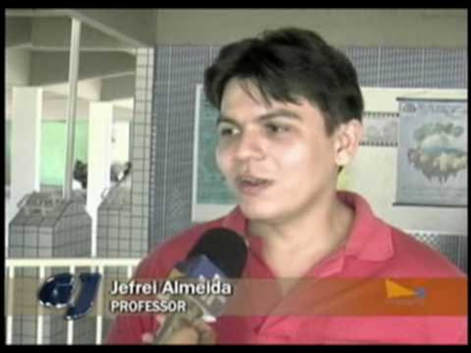 Escolas se preparam para vestibular da UFC com...