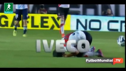 (Soikeo.vn) - Kinh hoàng xuất hiện bóng ma trên sân bóng đá