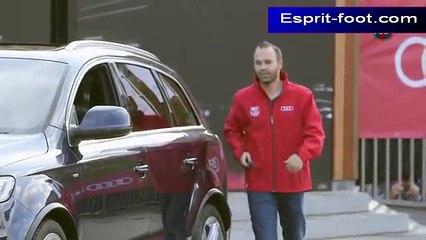 Barcelone: Les joueurs reçoivent leurs nouvelles voitures "Audi" !