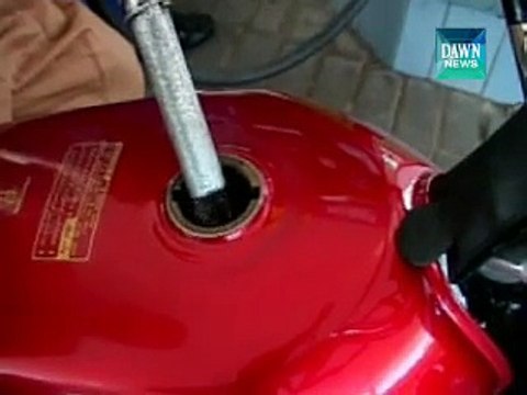 Ogra recommends cut in petrol, diesel prices