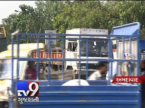 STING OPERATION: 'Bumper Sticker' tale of traffic police exposes 'Munnabhai' , Ahmedabad Part 2 - Tv9 Gujarati