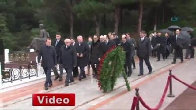 Milli Eğitim Bakanı Nabi Avcı Azerbaycan'da