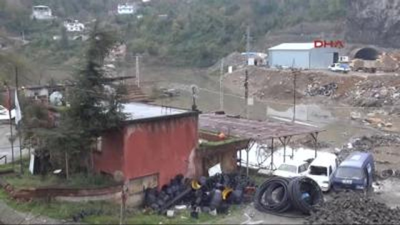 Zonguldak Belediyesi?nin Asfalt Tesisi Su Altında Kaldı