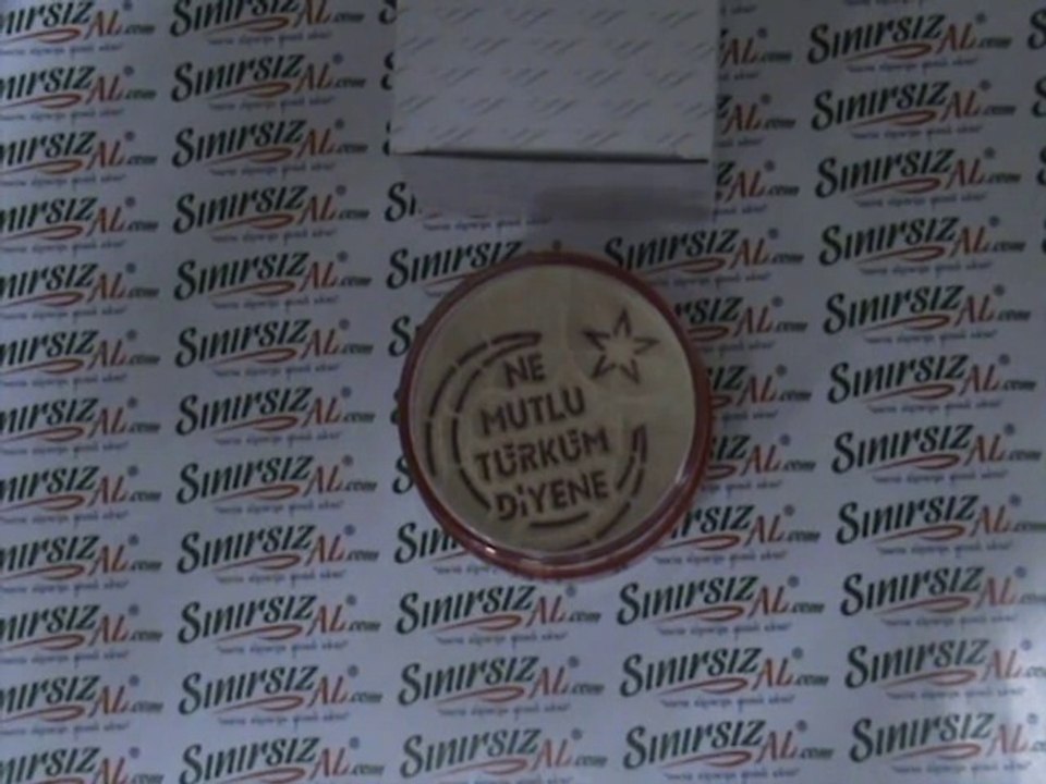 KUMDAN HEDİYE Atatürk  -  Ne Mutlu Türküm Diyene  www.sinirsizal.com